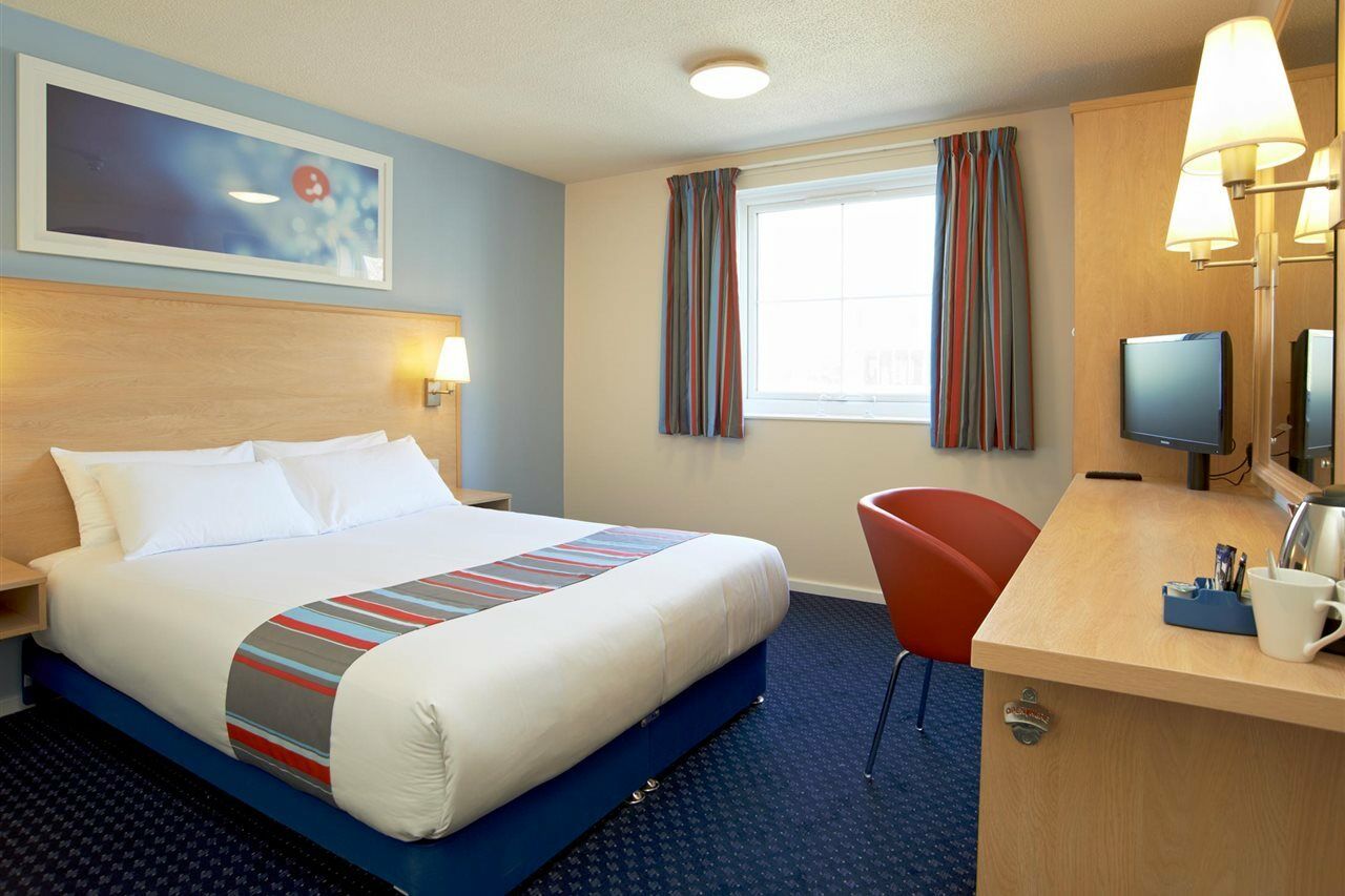 Travelodge Bristol Severn View M48 Elberton Esterno foto