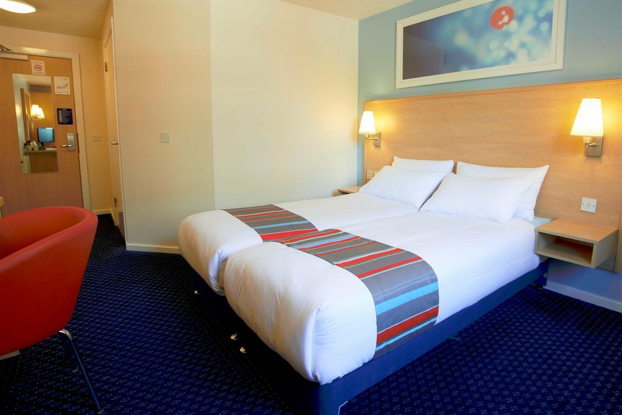 Travelodge Bristol Severn View M48 Elberton Esterno foto